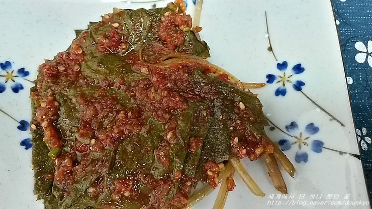  머위 장아찌 (ふきのチャンアッチ)