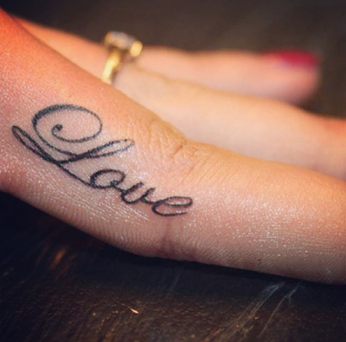  타투 tattoo [손가락타투, 핑거타투, 손목타투,손가락문신, 손목문신, 여자문신, 레터링문신, 작은문신, 작은타투 ]