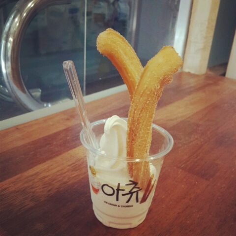  아츄, 유기농 아이스크림과 50cm 롱츄러스!
