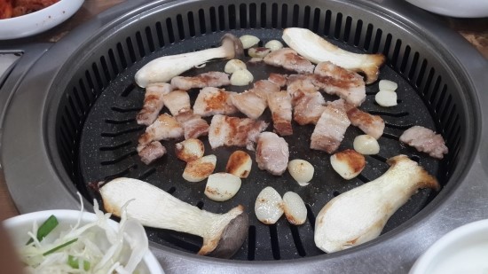  수원맛집/원천동맛집/수원 황금정/김치찌개/삼겹살/CU편의점 우유빙수