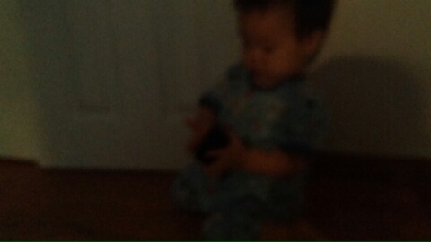 돌지난 아기의 잠자기 직전