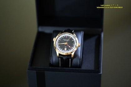 H89695731 top