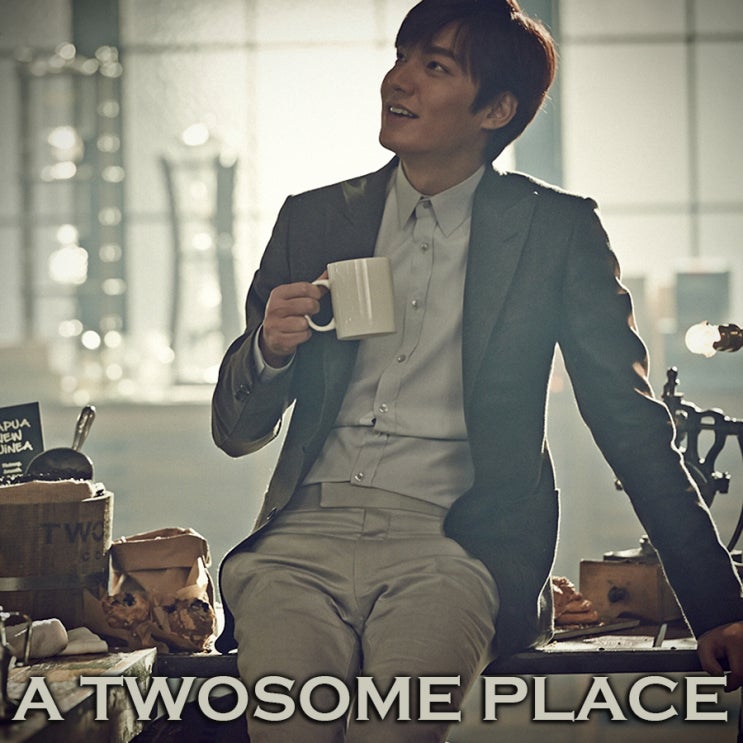  투썸플레이스 런치세트 햄치즈올리브파니니 크랜베리치킨 샌드위치 : A TWOSOME PLACE 서소문점