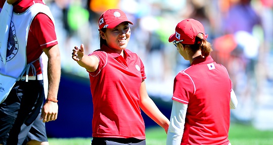 [LPGA 인비테이셔널 <b>크라운</b>... 단독선두 이변, 내일 <b>한일전</b>
