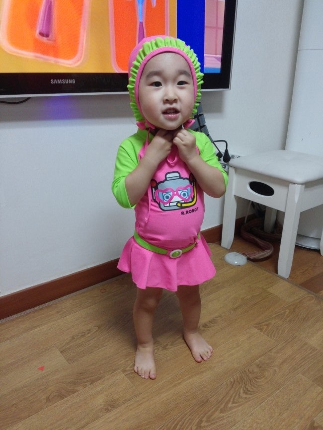 알로봇 래쉬가드
