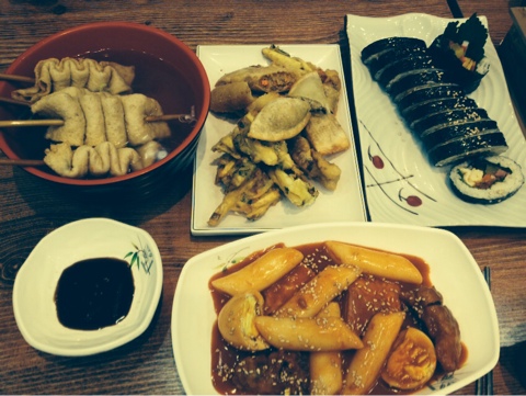  둔산동 분식집 땡이와 뚱이네