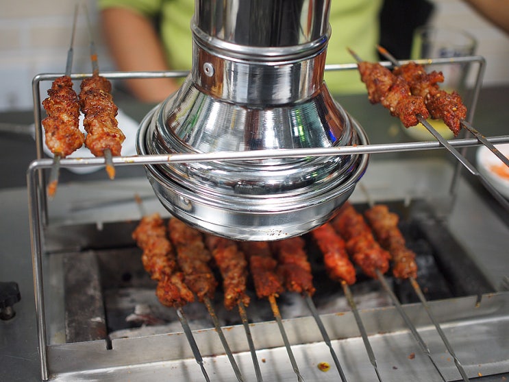  건대 양꼬치 맛집 백옥양꼬치, 맛좋은 양꼬치와 꿔바로우가 있는 곳!