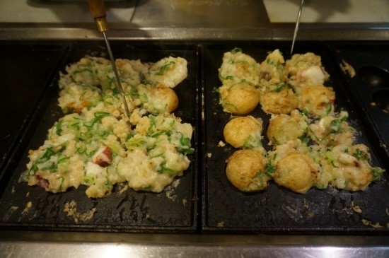  오사카 직접 만들어 먹는 타코야키 타코노테츠 카쿠타점