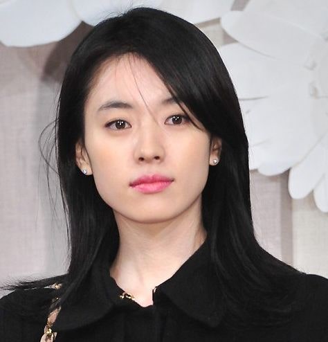 한효주 광고 중지 아고라 서명운동 이유, 김일병사건 동행 문제?