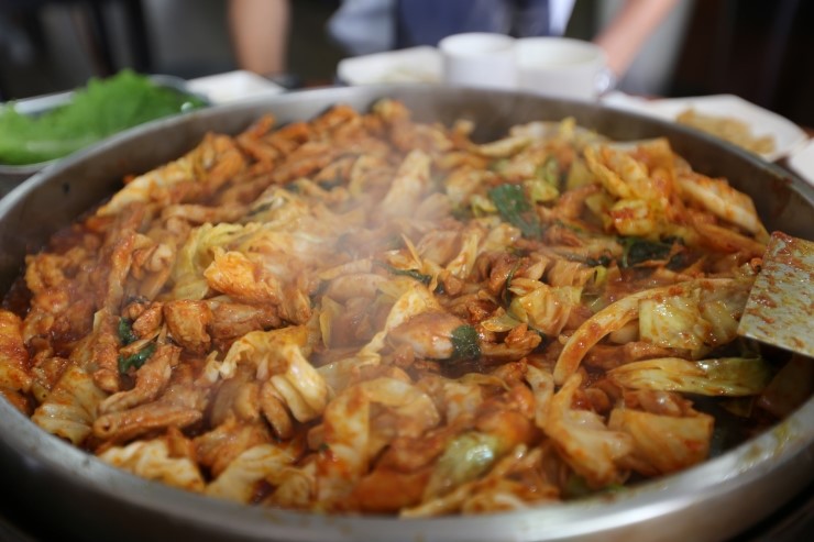 제주 중문 매운음식! 명동 춘천 닭갈비먹고 땀 빼세요~! 중문 맛집!