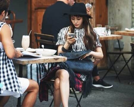 한예슬 - 그댄달라요