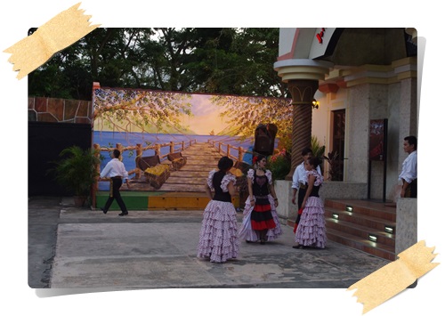  Kelly's friends went to Enchantedkingdom(2014년10월30일목요일)4th.