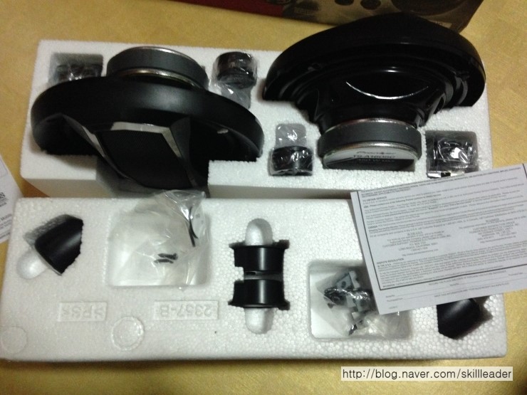  14MY i30 파이오니아 TS-A1605C 6.5" 컴포넌트 스피커 장착