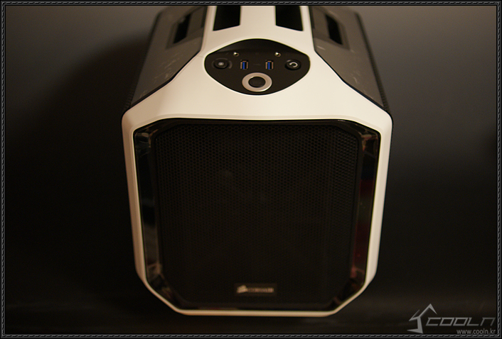 블랙앤화이트! ITX 큐브 케이스 Corsair 380T 화이트 제품 사용기 블랙앤화이트! ITX 큐브 케이스 Corsair 380T 화이트 제품 사용기