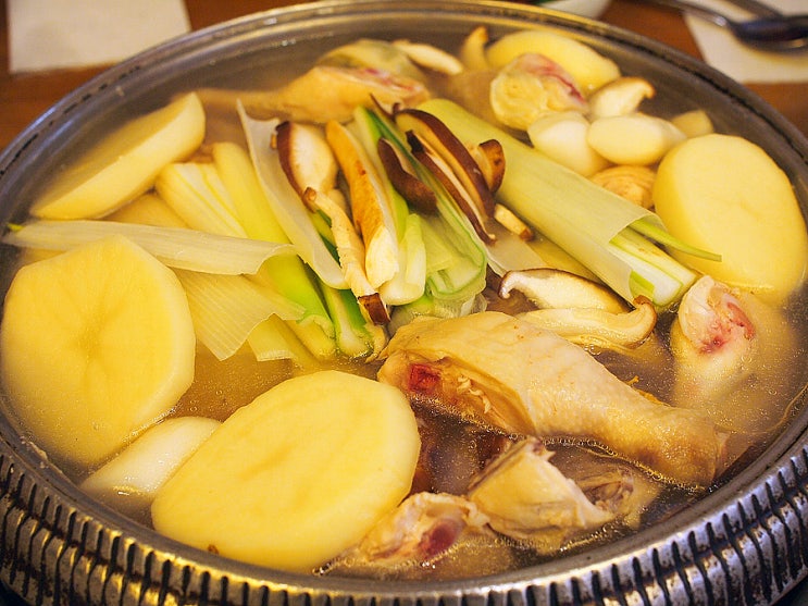  쌀쌀한 날씨엔 뜨끈한 닭한마리, 건대 닭한마리 무등산닭한마리