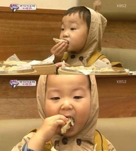 송일국의 세쌍둥이! 삼둥이의 만두먹방 ♡