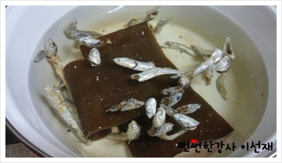 오늘은 뭐먹지 프로젝트)*초보도 흉내낼 수 있는 요리_아욱국...★뻔펀한강사 이선재.