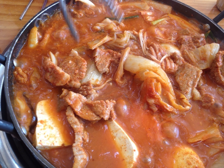  둔산동 조마루감자탕 점심특선 김치찜