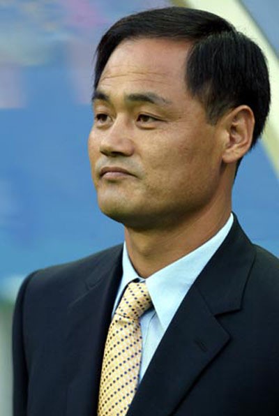 [K리그] 강원<b>FC</b> 前 대전시티즌 <b>최윤겸 감독</b> <b>선임</b>