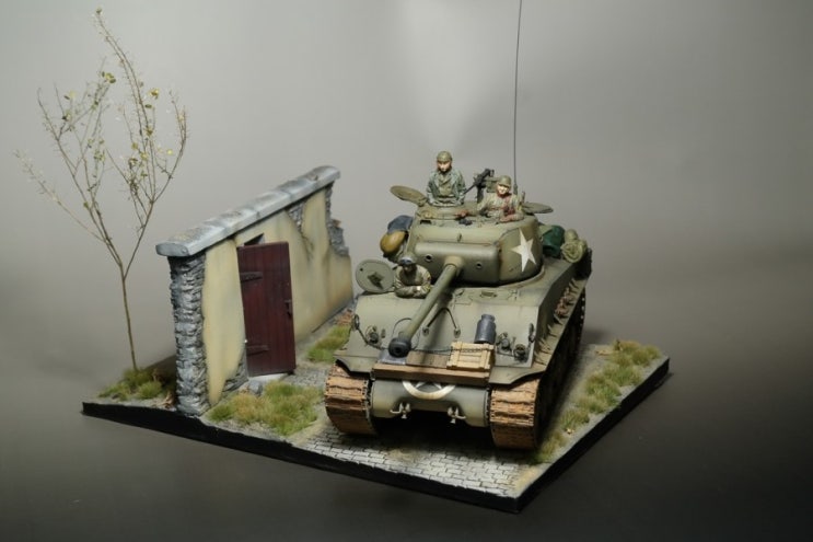  타미야 1/35 M4A3E8 SHERMAN EASY EIGHT-완성