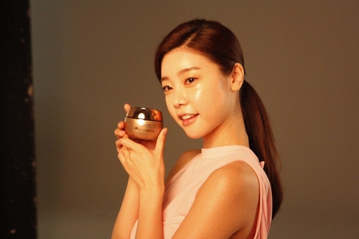 걸스데이 소진 화장품 ♪ 싸이닉 홍삼먹은 달팽이 크림