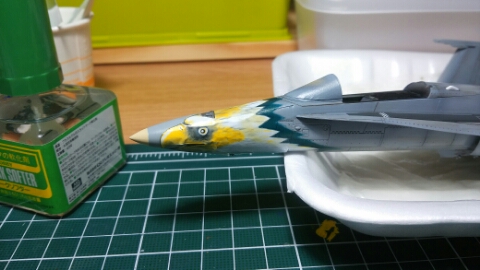 아카데미 1/72 F/A-18C Hornet 'Chippy Ho! 1995'-2