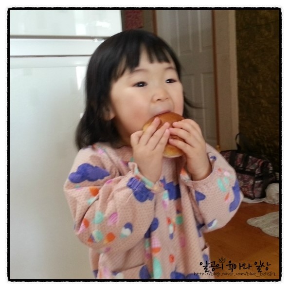 파리바게트 굿모닝롤 : 아침간식으로 먹었어요^^ 파리바게트 굿모닝롤 : 아침간식으로 먹었어요^^