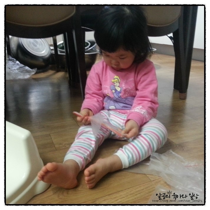 설 맞이 준비 : 맛살 함께 뜯기^^ 설 맞이 준비 : 맛살 함께 뜯기^^
