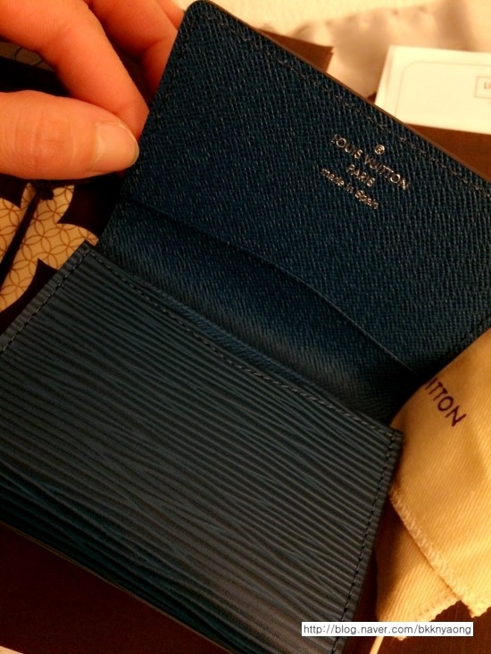 신라면세 인천공항 루이비통 예삐 (블루) 카드지갑 구매
