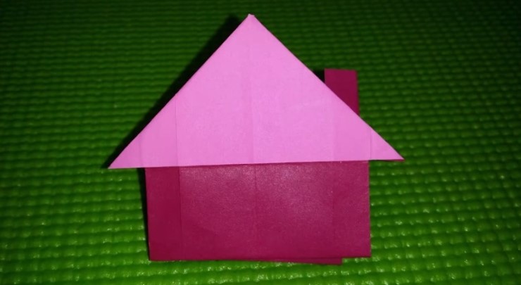 귀엽고 깜찍한 모습을 하고 있는 색종이로 집접기 만들기 Easy Origami Home