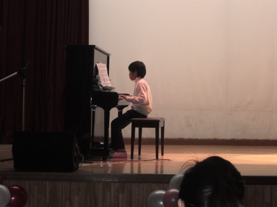  힘센 간여지동..