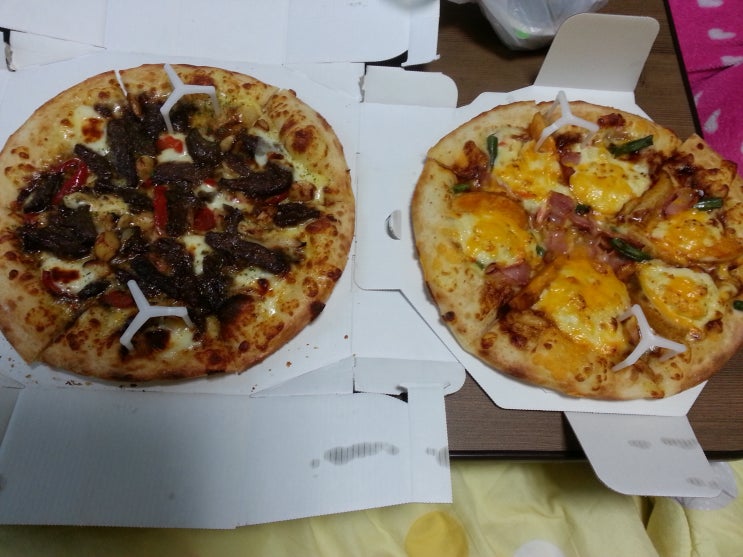 축구보면서 피자먹기~