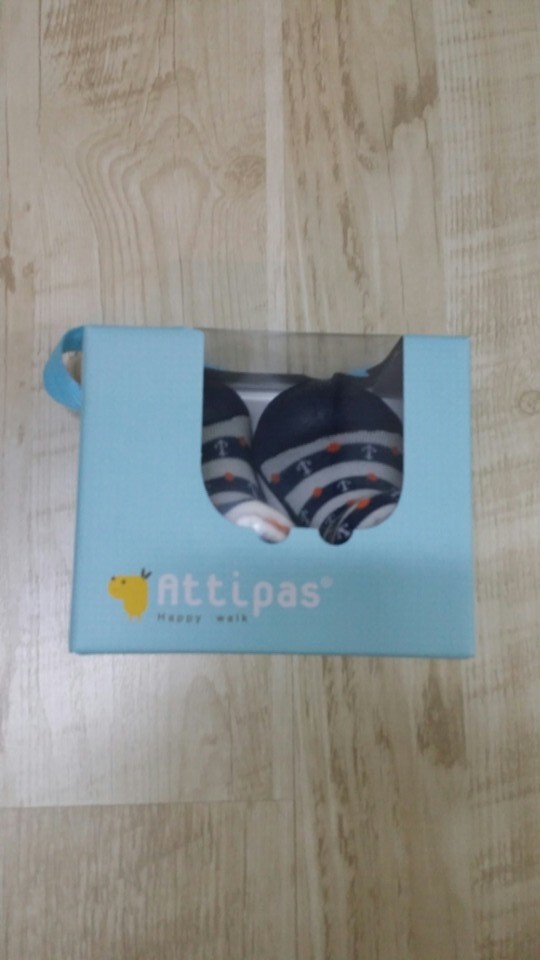  꼴레지앙 보행기화는 비싸서 국산 저렴한걸로 구매했네요ㅜㅜ