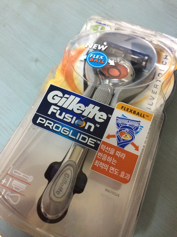  면도기] Gillette Fusion Proglide With Flexball