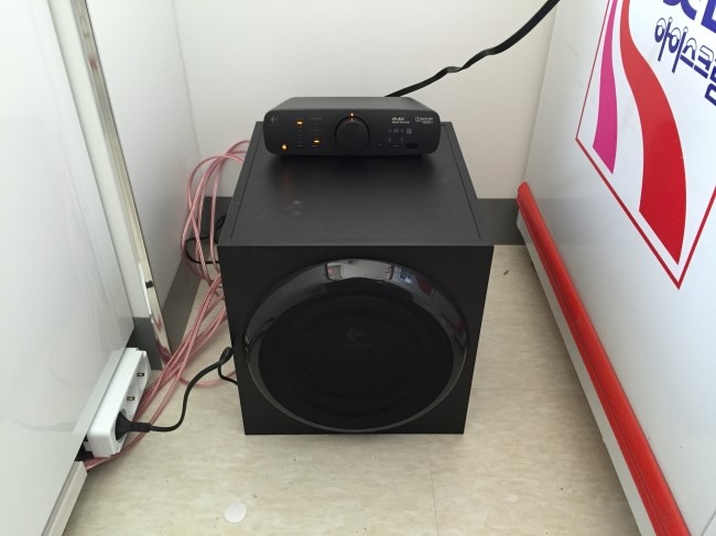  천안 홈시어터) 마트 5.1채널 홈시어터 음향 매장 설치(Logitech Z906)