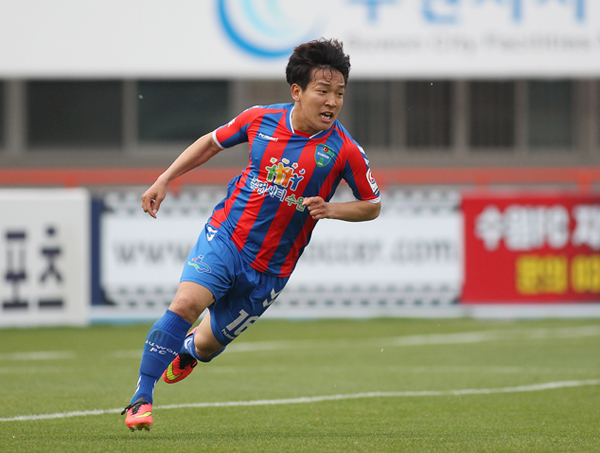 # '현대오일뱅크 K리그 챌린지 2015' 7R - 수원 FC vs 서울 이랜드FC (20150502) # '현대오일뱅크 K리그 챌린지 2015' 7R - 수원 FC vs 서울 이랜드FC (20150502)