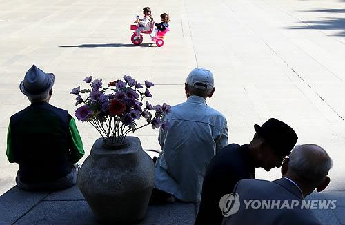 서울시 노인 인구가 유소년 인구 첫 추월 서울시 노인 인구가 유소년 인구 첫 추월