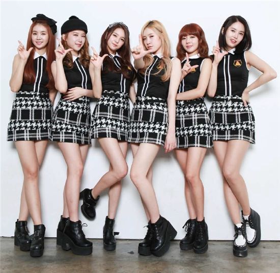 국군장병들의 여자친구  <b>걸그룹  피에스타</b> (FIESTAR)