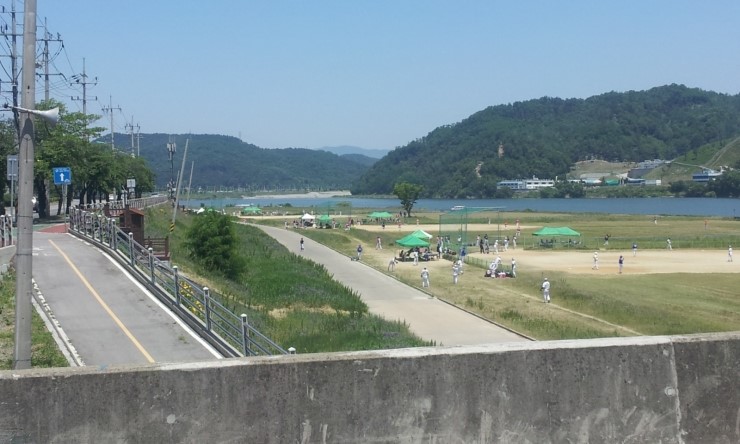 [야구 연습장] 구미 강변도로 부근 구미대교 아래 야구 경기장