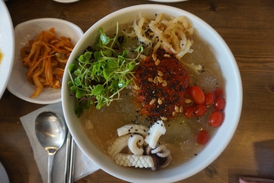  상왕십리역 4번출구 맛집 -  중국집, 짜장면, 홍합짬뽕,굴짬뽕,냉짬뽕,고구마탕수육,SBS.MBC출연, 클로렐라면-초록색면
