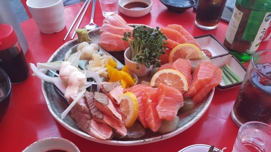  방이동 맛있는 연어회와 이자카야술집