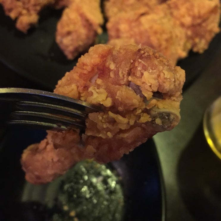  [건대 맛집] 부어치킨에서 맛있는 생맥주와 함께 크리스피 치킨으로 치맥하세요!