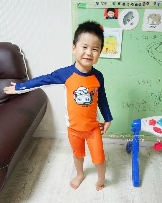 유아래쉬가드(유아수영복), 알로봇 래쉬가드로 구입!