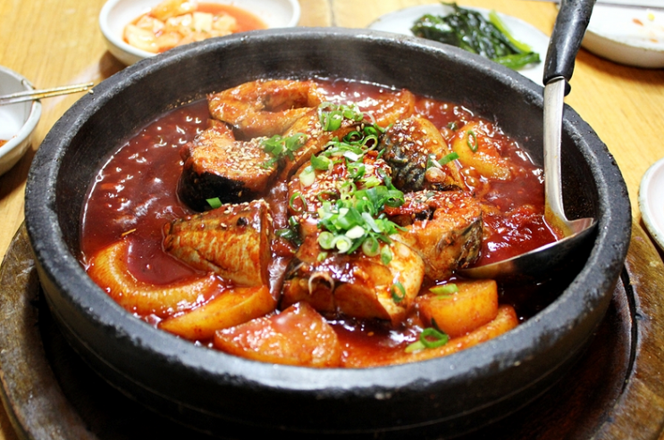  매콤한 갈치조림 생각나는 목요일 !!!!!