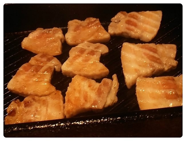  삼겹살은 역시 진리의 고기네윤^^