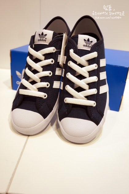 adidas gazelle silver green womens adidas - Samba '62 - Brown/Off White-Gum