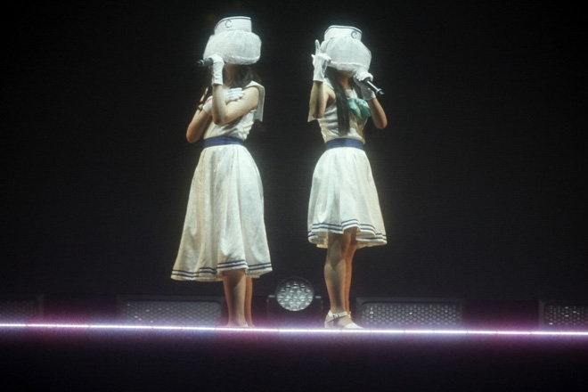 ClariS 1st 라이브 「문 앞으로」 리포트 번역