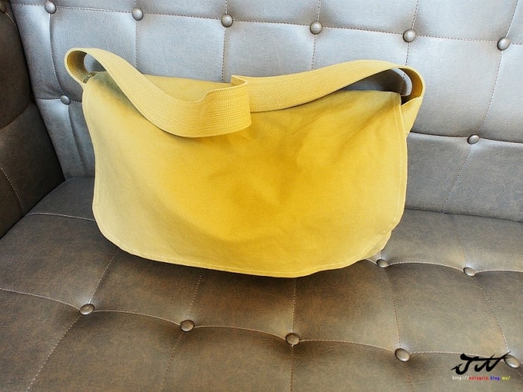  ATLAST&CO MAIL BAG 엣라코 메일백 