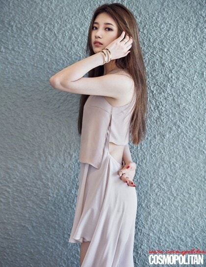 갈색 생머리를 가진 연예인