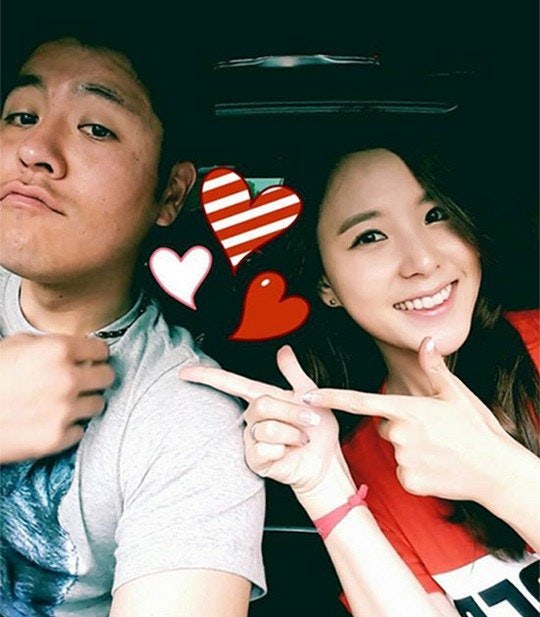 야구선수 롯데 자이언츠 강민호♥신소연 기상캐스터 결혼 소식 : )